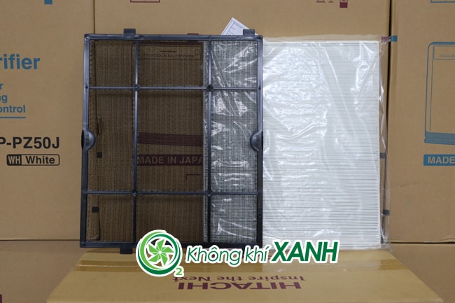 Bộ 2 màng lọc của máy lọc không khí và tạo ẩm Hitachi EP-P50J bao gồm màng lọc thô và màng lọc kép (Hepa và than hoạt tính) + Màng lọc tạo ẩm phía trong khung máy